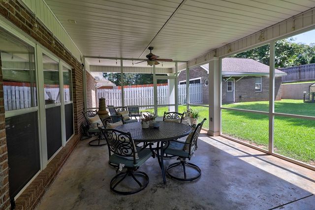 643 Westbrook Rd, Dothan, AL 36303