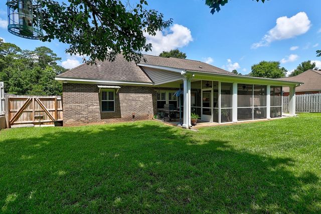 643 Westbrook Rd, Dothan, AL 36303