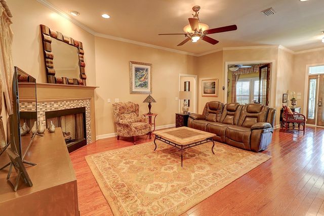 643 Westbrook Rd, Dothan, AL 36303