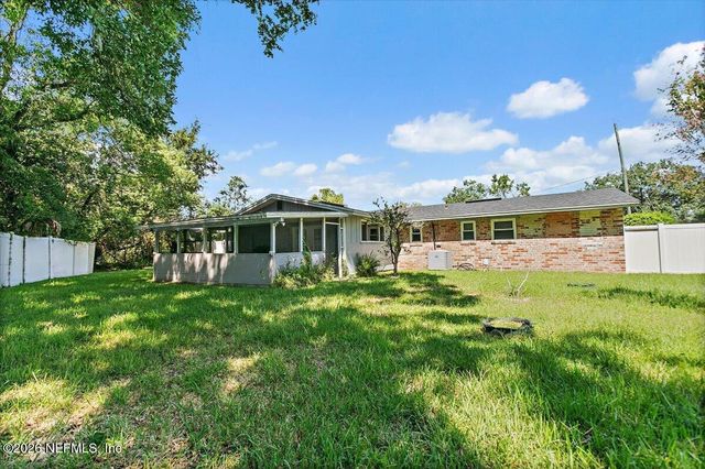 5698 WEBER Lane, Jacksonville, FL 32207