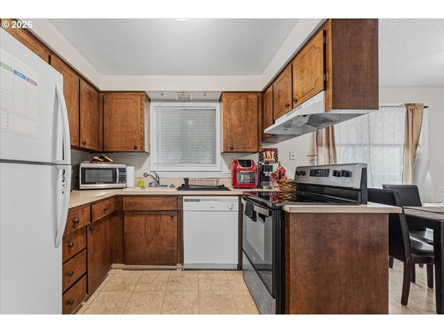 201 Se 176TH Pl, Portland, OR 97233