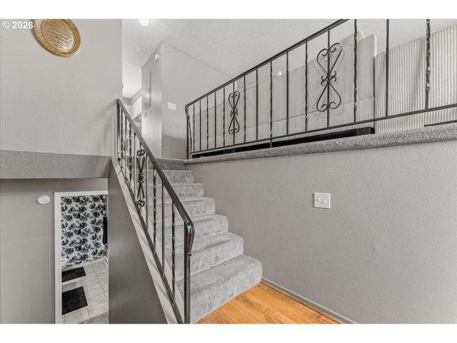 201 Se 176TH Pl, Portland, OR 97233