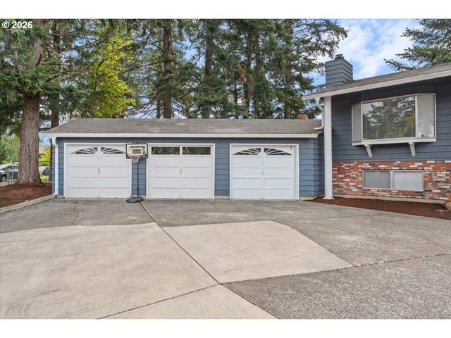 201 Se 176TH Pl, Portland, OR 97233