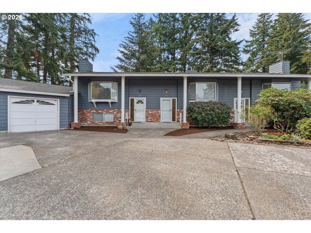 201 Se 176TH Pl, Portland, OR 97233