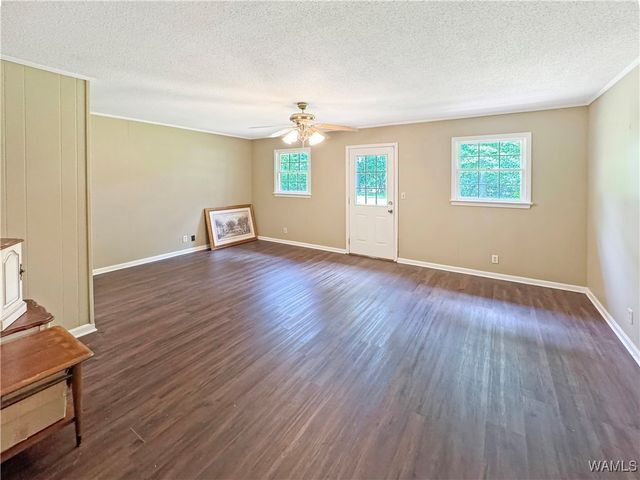 4921 10th Ct E, Tuscaloosa, AL 35405