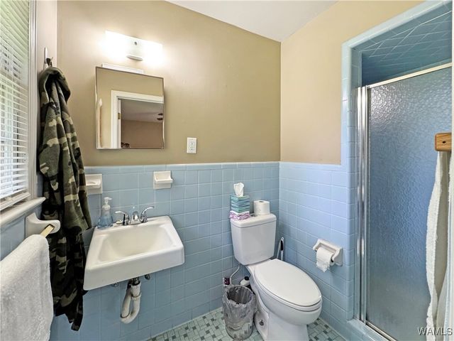 4921 10th Ct E, Tuscaloosa, AL 35405