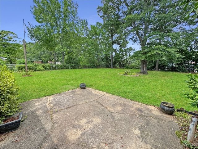 4921 10th Ct E, Tuscaloosa, AL 35405