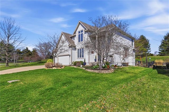 15917 Ballentine Street, Overland Park, KS 66221