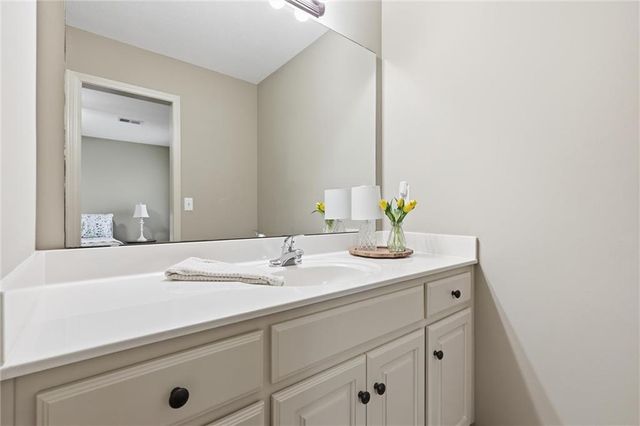 15917 Ballentine Street, Overland Park, KS 66221