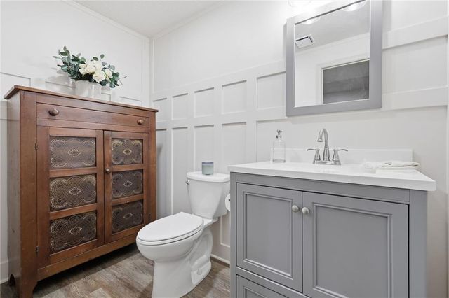 15917 Ballentine Street, Overland Park, KS 66221