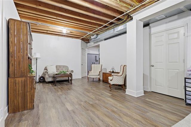 15917 Ballentine Street, Overland Park, KS 66221