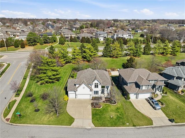 15917 Ballentine Street, Overland Park, KS 66221