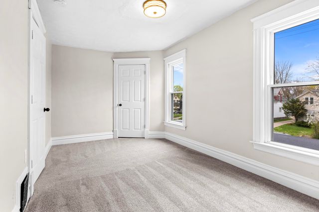 69 Magnolia Avenue, Battle Creek City, MI 49017