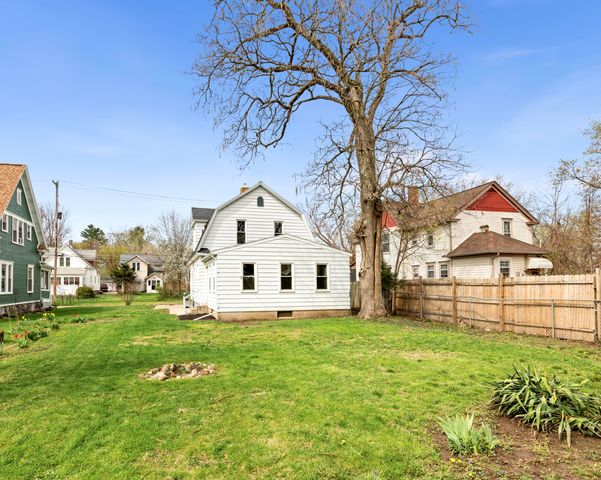 69 Magnolia Avenue, Battle Creek City, MI 49017