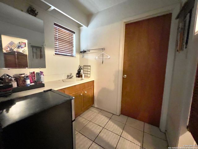 707 Loma Vista, Kenedy, TX 78119