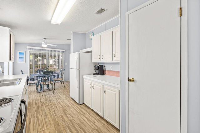 3805 Doral Court, Port St. Lucie, FL 34952