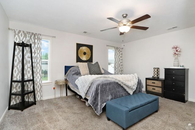 2617 Donna’s Way, Manhattan, KS 66502