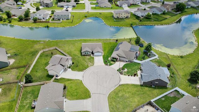 2617 Donna’s Way, Manhattan, KS 66502