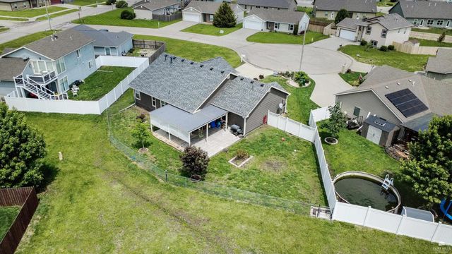 2617 Donna’s Way, Manhattan, KS 66502