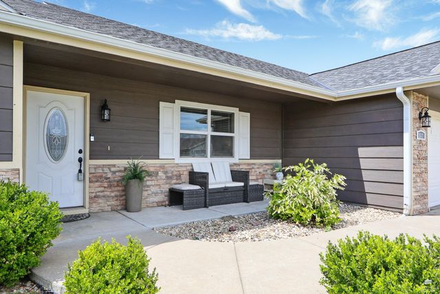 2617 Donna’s Way, Manhattan, KS 66502
