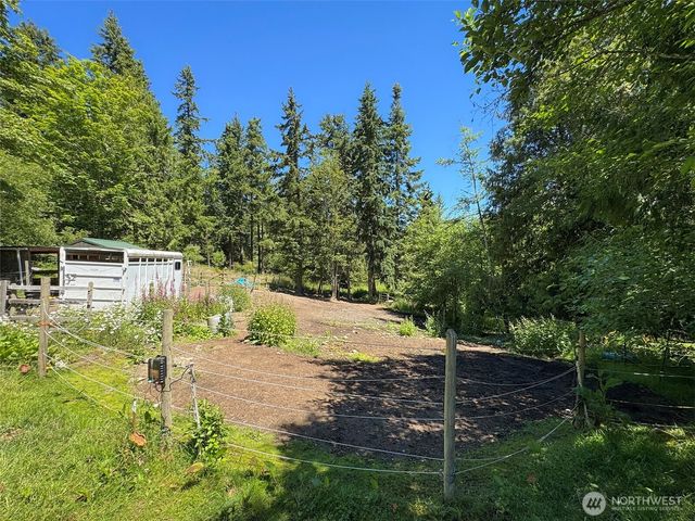 663 Glass Road, Port Angeles, WA 98362