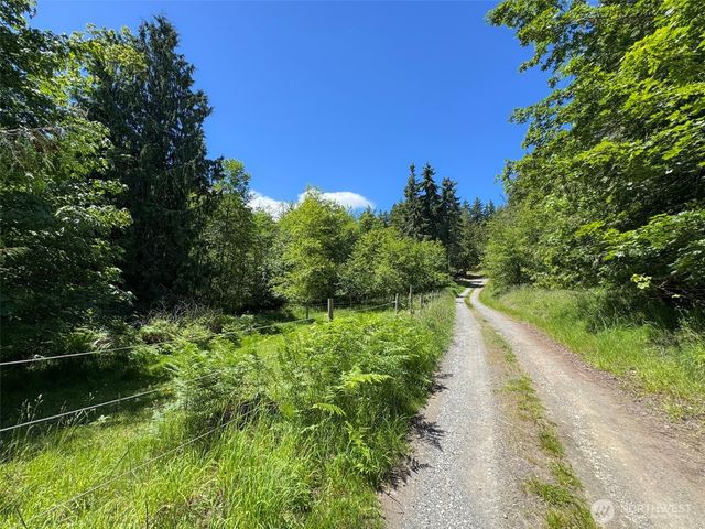 663 Glass Road, Port Angeles, WA 98362