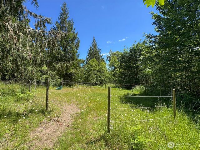 663 Glass Road, Port Angeles, WA 98362