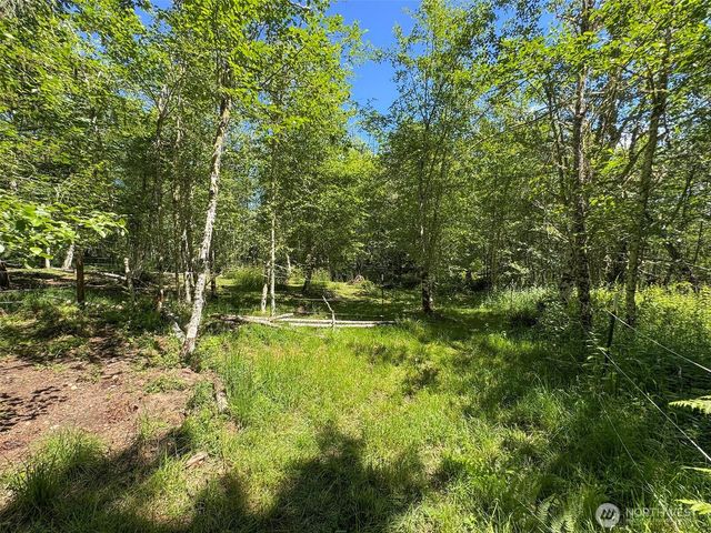 663 Glass Road, Port Angeles, WA 98362