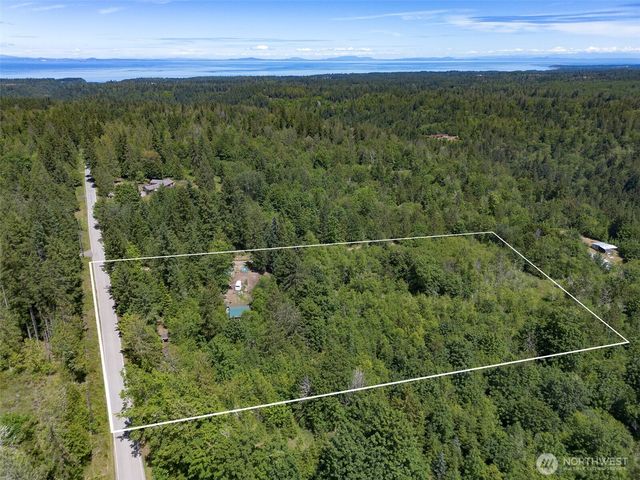 663 Glass Road, Port Angeles, WA 98362