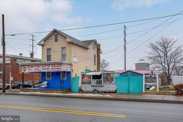 814 N FRONT ST, Steelton, PA 17113