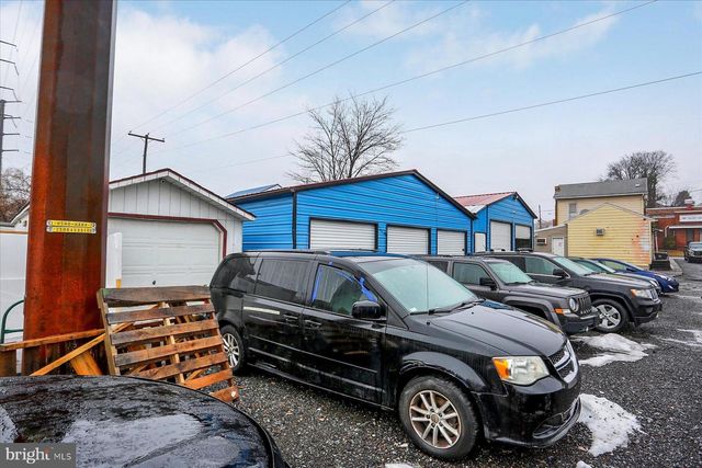 814 N FRONT ST, Steelton, PA 17113