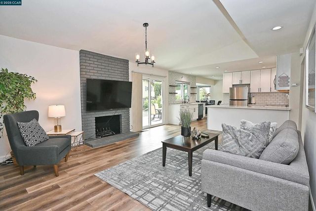 5516 Langford Ct, Concord, CA 94521