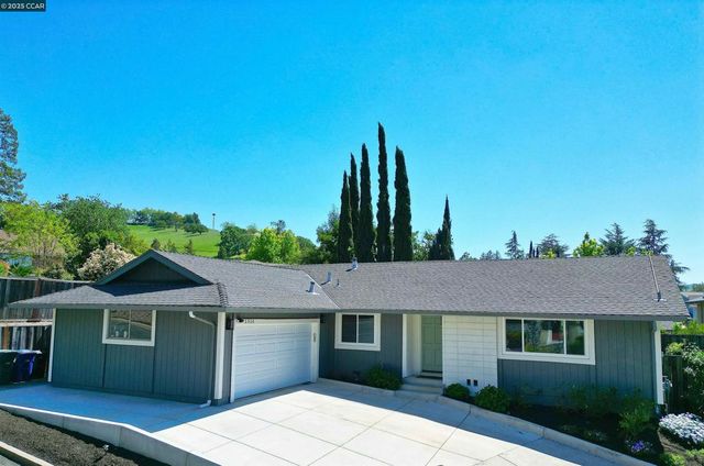 5516 Langford Ct, Concord, CA 94521