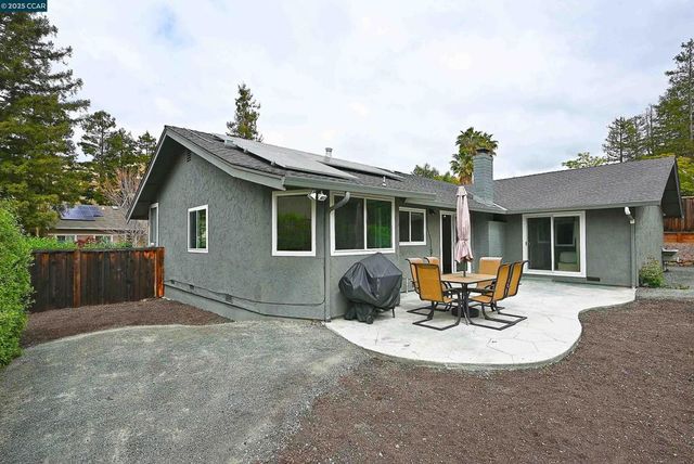 5516 Langford Ct, Concord, CA 94521