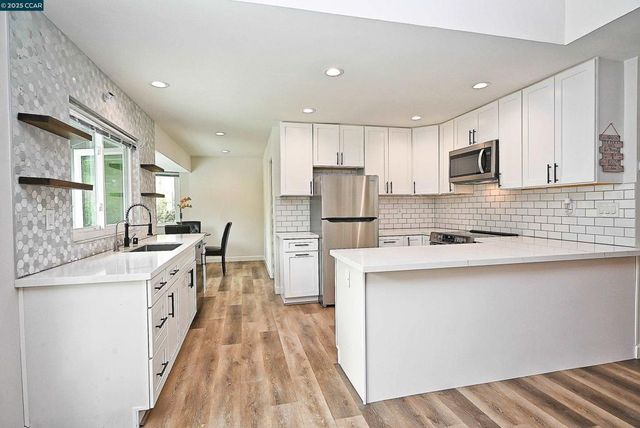 5516 Langford Ct, Concord, CA 94521