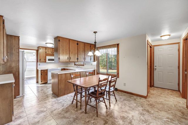 1082 KENWOOD STREET, Green Bay, WI 54304