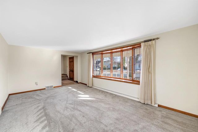 1082 KENWOOD STREET, Green Bay, WI 54304