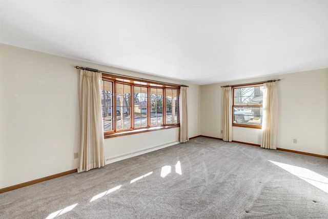 1082 KENWOOD STREET, Green Bay, WI 54304
