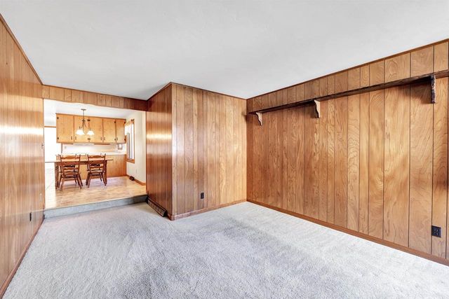 1082 KENWOOD STREET, Green Bay, WI 54304