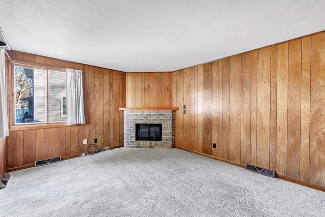 1082 KENWOOD STREET, Green Bay, WI 54304