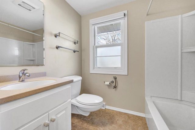 1082 KENWOOD STREET, Green Bay, WI 54304