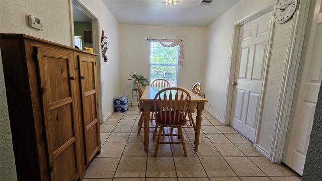 2835 Aster Street, Dallas, TX 75211