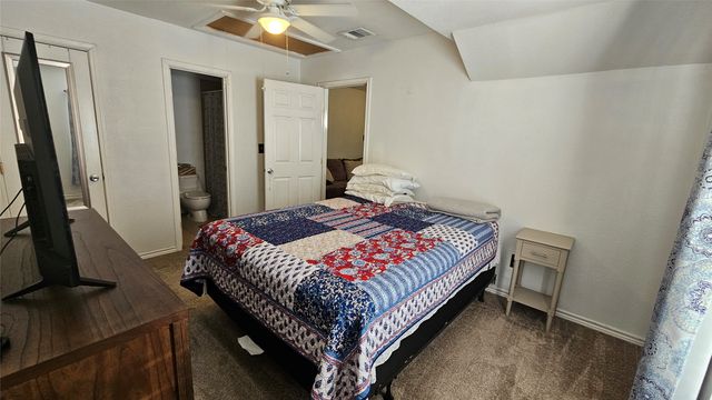 2835 Aster Street, Dallas, TX 75211