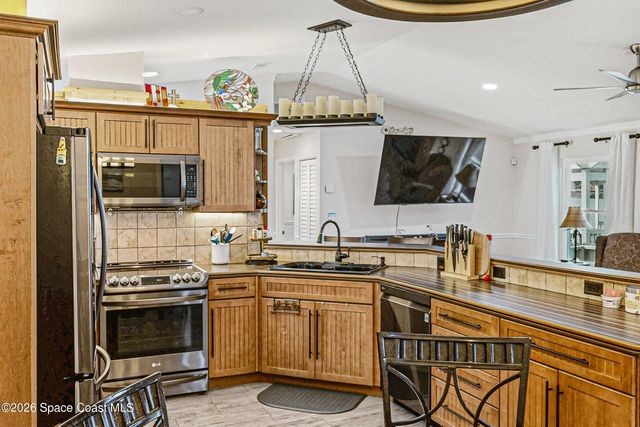 413 Orlov Road NW, Palm Bay, FL 32907