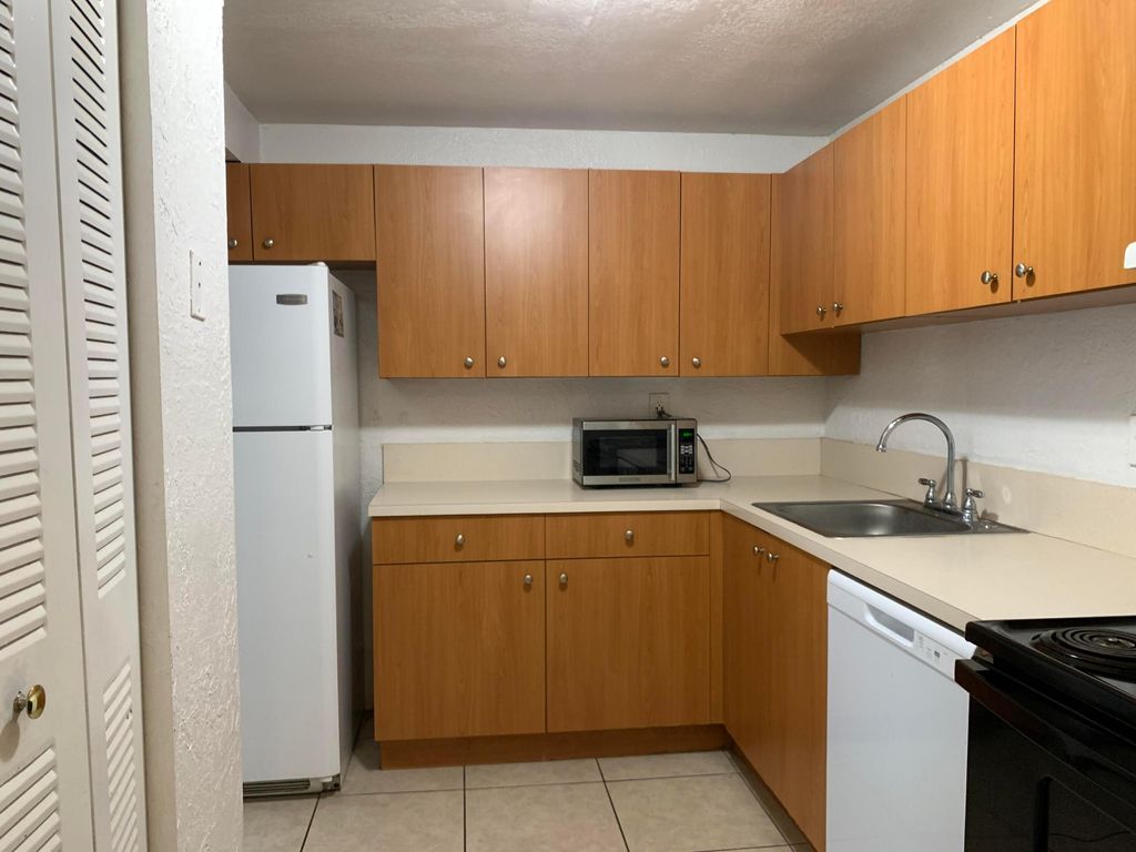 431 Executive Center Drive 206, West Palm Beach, FL 33401
