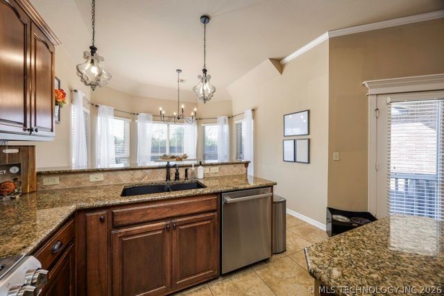 5907 Woodland Road, Bartlesville, OK 74006