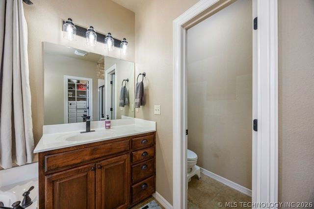 5907 Woodland Road, Bartlesville, OK 74006