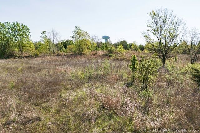 5907 Woodland Road, Bartlesville, OK 74006