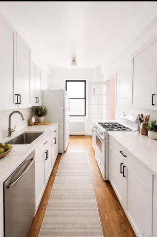83-00 Talbot Street 8E, Kew Gardens, NY 11415
