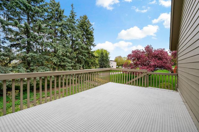 4540 Wellington Lane N, Plymouth, MN 55442